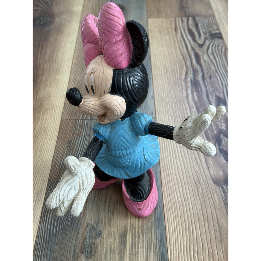 Minnie Mouse 11.75" Garden Resin Statue - Picture 3 of 5